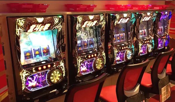 スロットコーナー